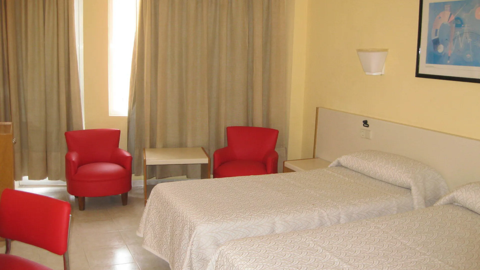 Hotel Teix Torrenova 0*,  Spagna