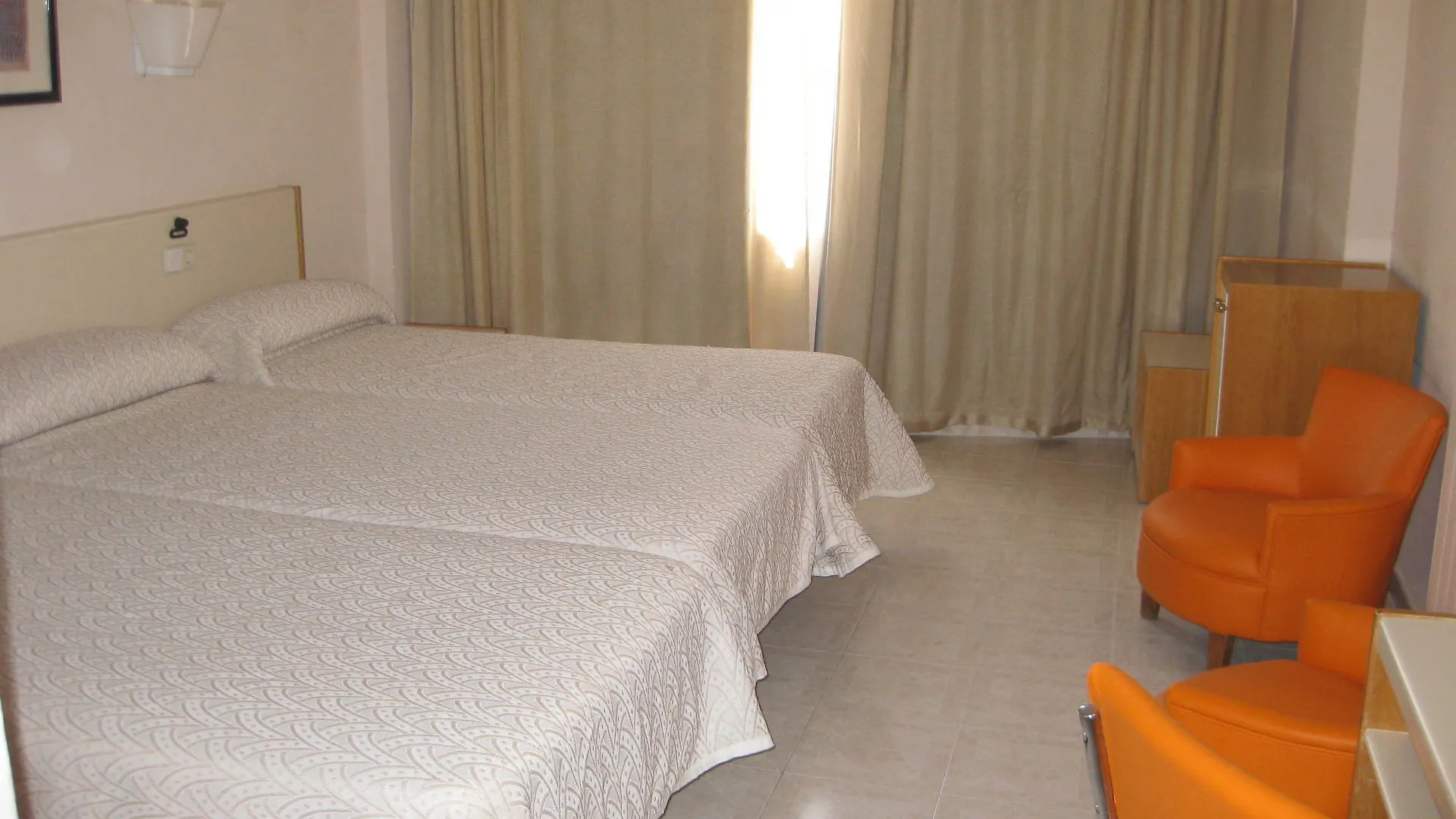 Hotel Teix Torrenova